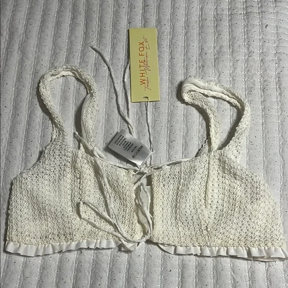 White Fox Top - Picture 1 of 3